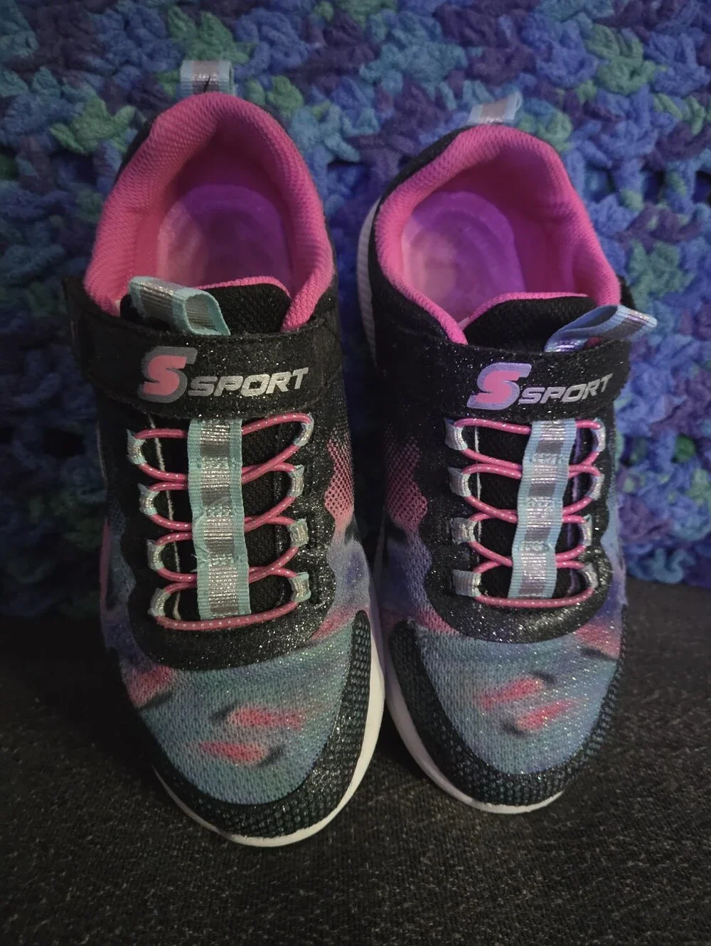 Skechers girl sketchers